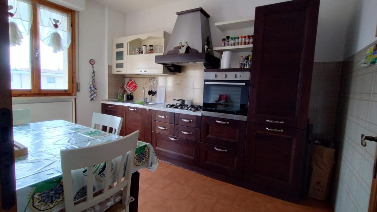 La Casa Dei Viaggiatori - Viareggio - Posto Auto Gratuito Daire Dış mekan fotoğraf
